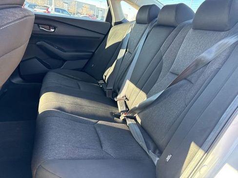 Used 2025 Honda Accord SE image 12