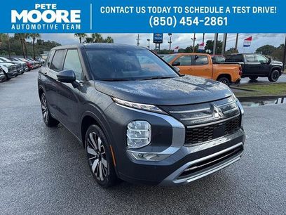 Used 2025 Mitsubishi Outlander SE