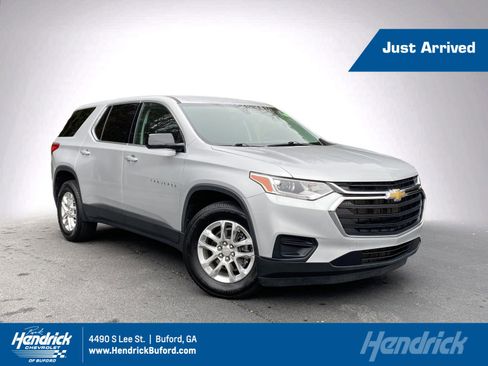 Used 2020 Chevrolet Traverse LS image 1
