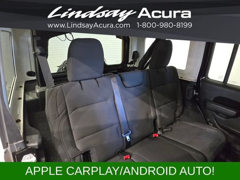Used 2022 Jeep Wrangler Unlimited Sport AWD/4WD image 9