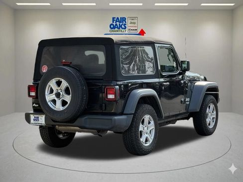 Certified 2018 Jeep Wrangler Sport AWD/4WD image 8