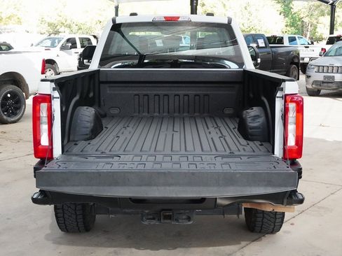 Used 2023 Ford F250 XL w/ FX4 Off-Road Package image 31