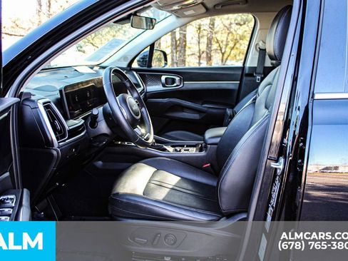 Used 2024 Kia Sorento S image 17