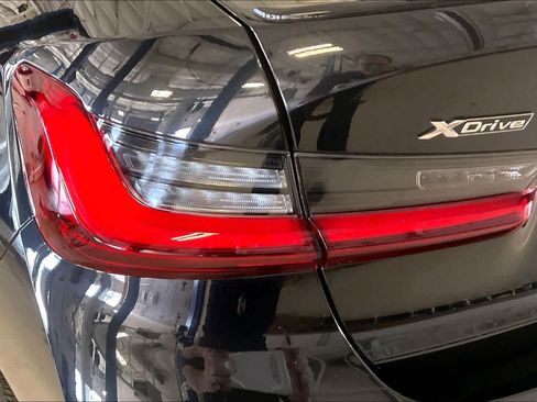 New 2026 BMW 330i xDrive Sedan w/ M Sport Package AWD/4WD image 14