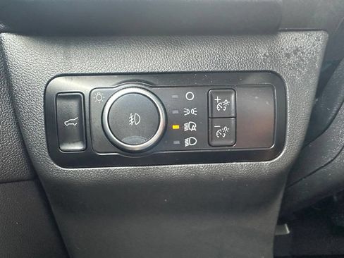 Used 2022 Ford Escape SEL w/ SEL Stealth AWD Package image 18