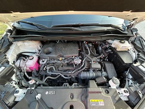 Used 2024 Toyota Sienna XSE FWD image 12