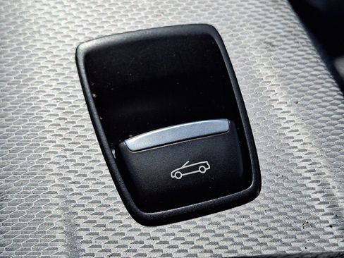 Used 2018 BMW 430i xDrive Convertible AWD/4WD image 26