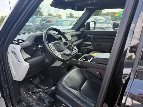 Used 2024 Land Rover Defender 130 S AWD/4WD image 9