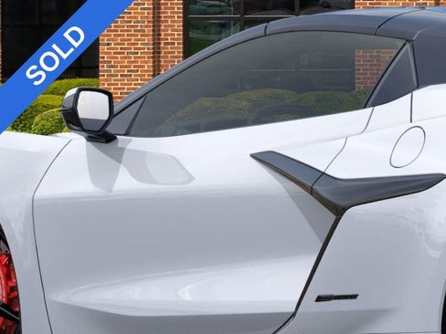 New 2026 Chevrolet Corvette E-Ray image 12