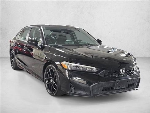Used 2025 Honda Civic Sport image 3