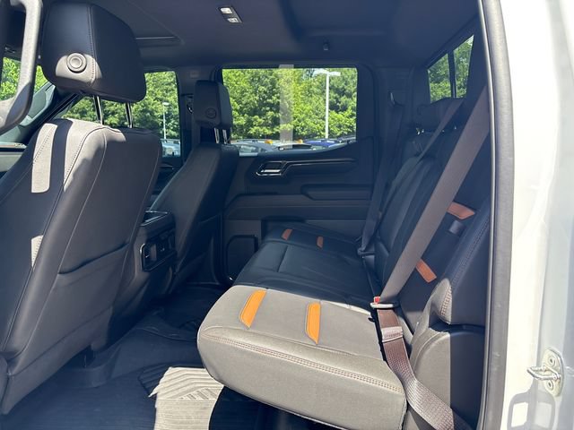 Used 2024 GMC Sierra 1500 AT4 w/ Technology Package AWD/4WD image 18