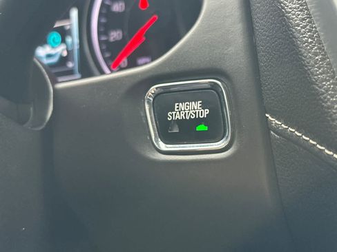 Used 2018 GMC Acadia SLT AWD/4WD image 24