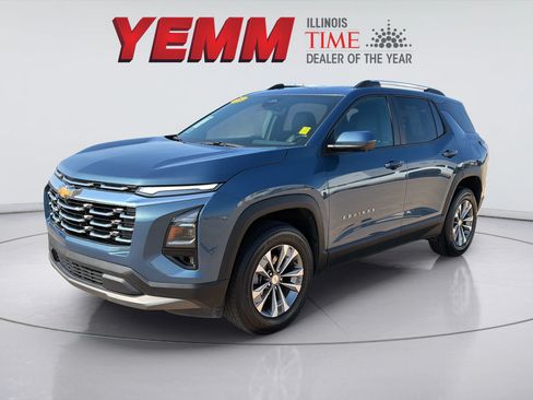Used 2025 Chevrolet Equinox LT w/ Convenience Package II FWD image 6