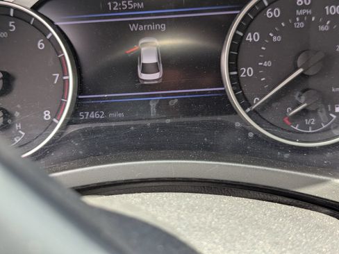 Used 2024 Nissan Sentra SV FWD image 11