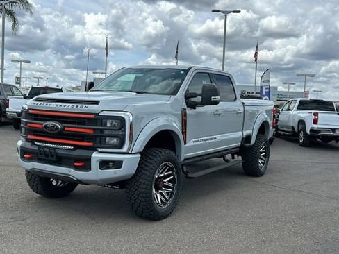 New 2026 Ford F250 Lariat w/ Black Appearance Package AWD/4WD image 8