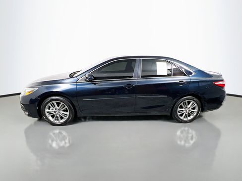 Used 2015 Toyota Camry SE FWD image 9