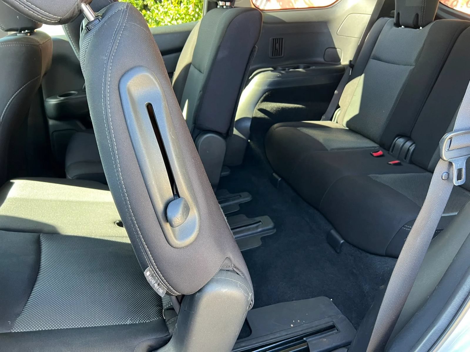 Used 2019 Nissan Pathfinder SV FWD image 10