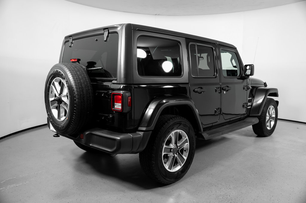 Used 2021 Jeep Wrangler Unlimited Sahara AWD/4WD image 9