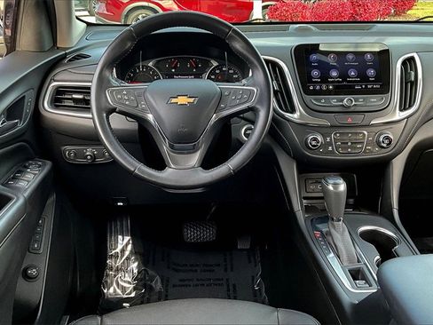 Used 2020 Chevrolet Equinox Premier image 19