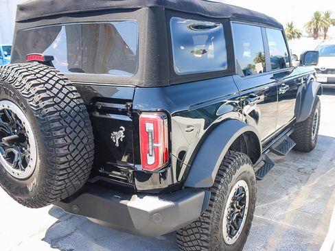 Used 2024 Ford Bronco Outer Banks w/ Sasquatch Package AWD/4WD image 14