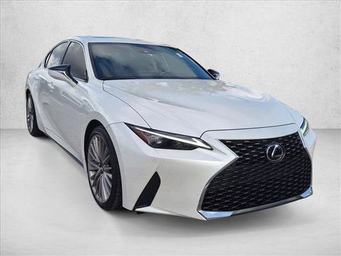 Used 2023 Lexus IS 300 w/ Premium Package RWD image 3