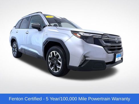 Used 2025 Subaru Forester Premium AWD/4WD image 1