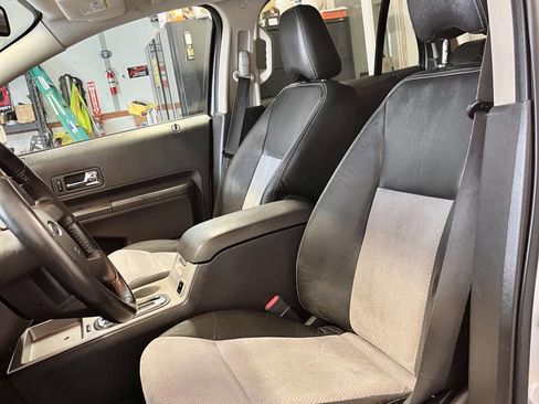 Used 2010 Ford Edge Sport image 13