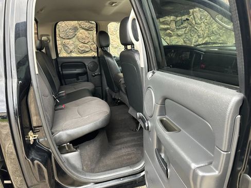 Used 2005 Dodge Ram 2500 Truck ST w/ Trailer Tow Group image 31