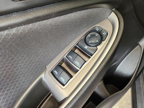 Used 2025 Chevrolet Malibu LT FWD image 25