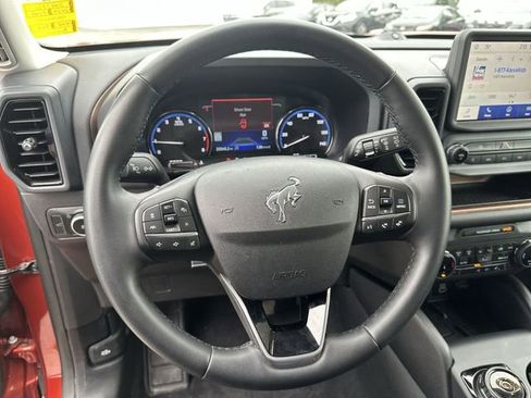 Used 2024 Ford Bronco Sport Outer Banks w/ Tech Package AWD/4WD image 13