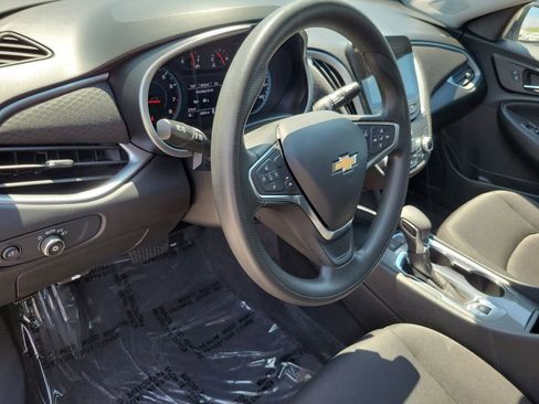Used 2025 Chevrolet Malibu LT image 20