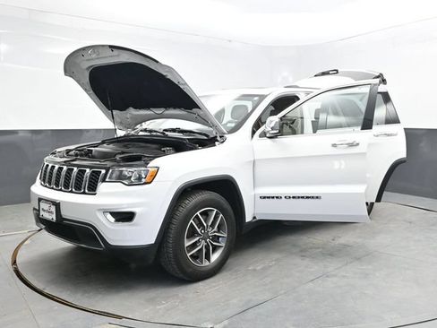 Used 2021 Jeep Grand Cherokee Limited AWD/4WD image 43
