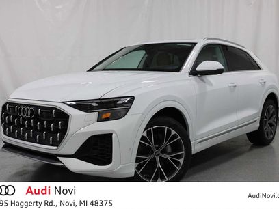 New 2025 Audi Q8 Premium
