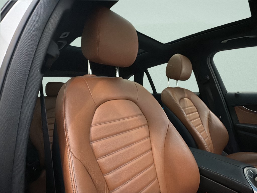 Used 2017 Mercedes-Benz GLC 43 AMG 4MATIC image 19