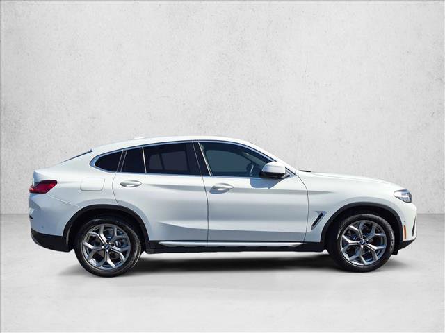 Used 2023 BMW X4 xDrive30i w/ Premium Package AWD/4WD image 4