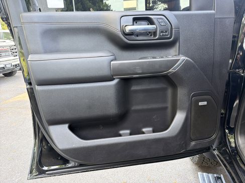 Used 2023 GMC Sierra 2500 AT4 w/ AT4 Premium Plus Package AWD/4WD image 14