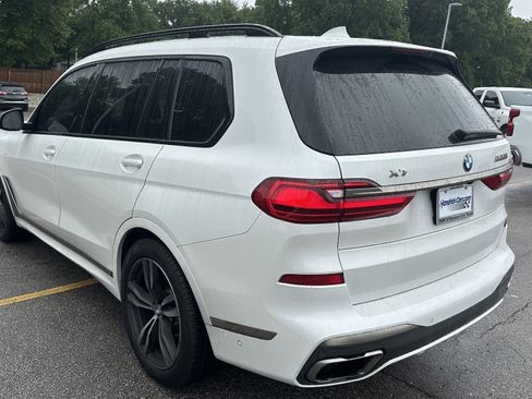 Used 2022 BMW X7 M50i w/ Dynamic Handling Package AWD/4WD image 8