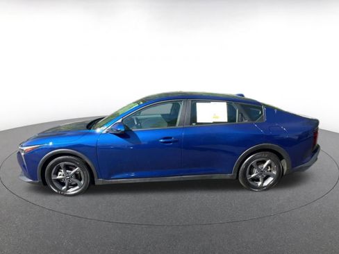 Used 2025 Kia K4 FWD image 8