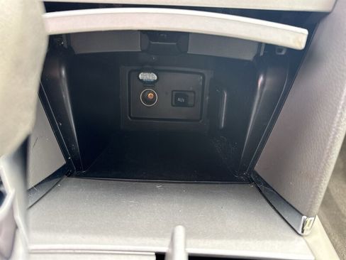 Used 2009 Toyota Camry LE image 32