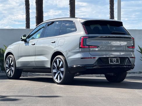 New 2025 Volvo EX90 Plus image 3