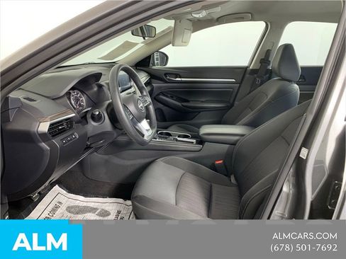 Used 2023 Nissan Altima 2.5 SV image 8