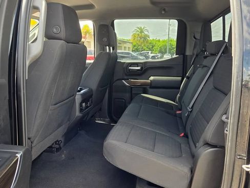 Used 2022 Chevrolet Silverado 1500 LT Trail Boss w/ Convenience Package II AWD/4WD image 10