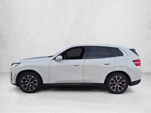 Used 2025 BMW X3 xDrive30i w/ Premium Package AWD/4WD image 5