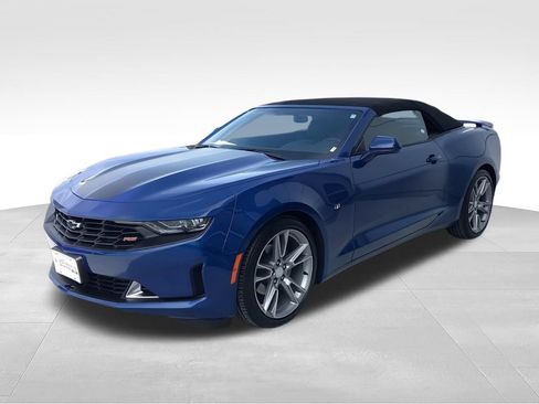 Used 2022 Chevrolet Camaro LT w/ RS Package RWD image 4