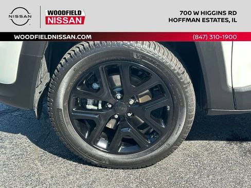Used 2022 Jeep Renegade Altitude w/ Convenience Group AWD/4WD image 11