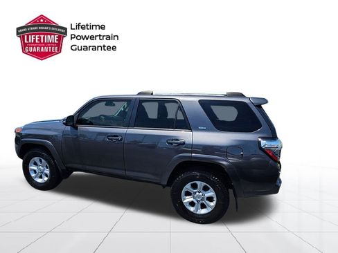 Used 2022 Toyota 4Runner SR5 Premium w/ Moonroof Package AWD/4WD image 3