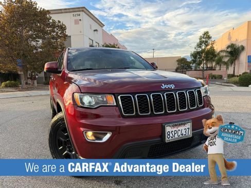 Used 2020 Jeep Grand Cherokee Laredo RWD image 2