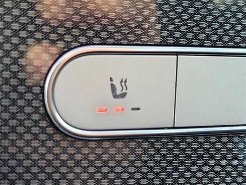 Used 2020 Mercedes-Benz GLE 350 4MATIC image 27