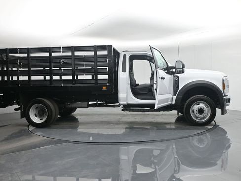 New 2025 Ford F450 XL w/ XL Chrome Package image 4