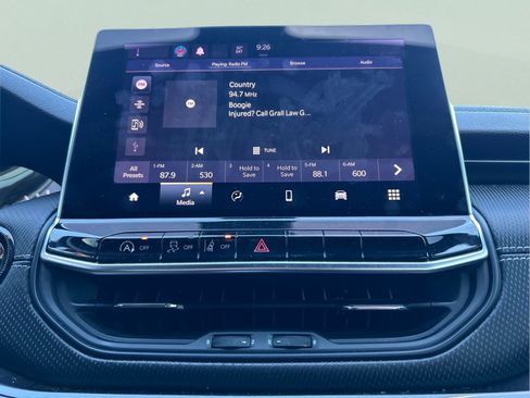 Certified 2022 Jeep Compass Latitude w/ Sun and Sound Group AWD/4WD image 29